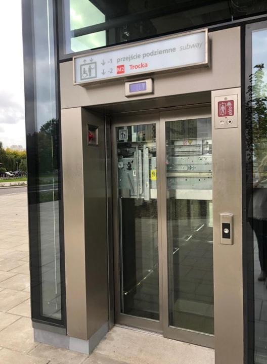 דירות ורשה Apartament 69 Metro מראה חיצוני תמונה